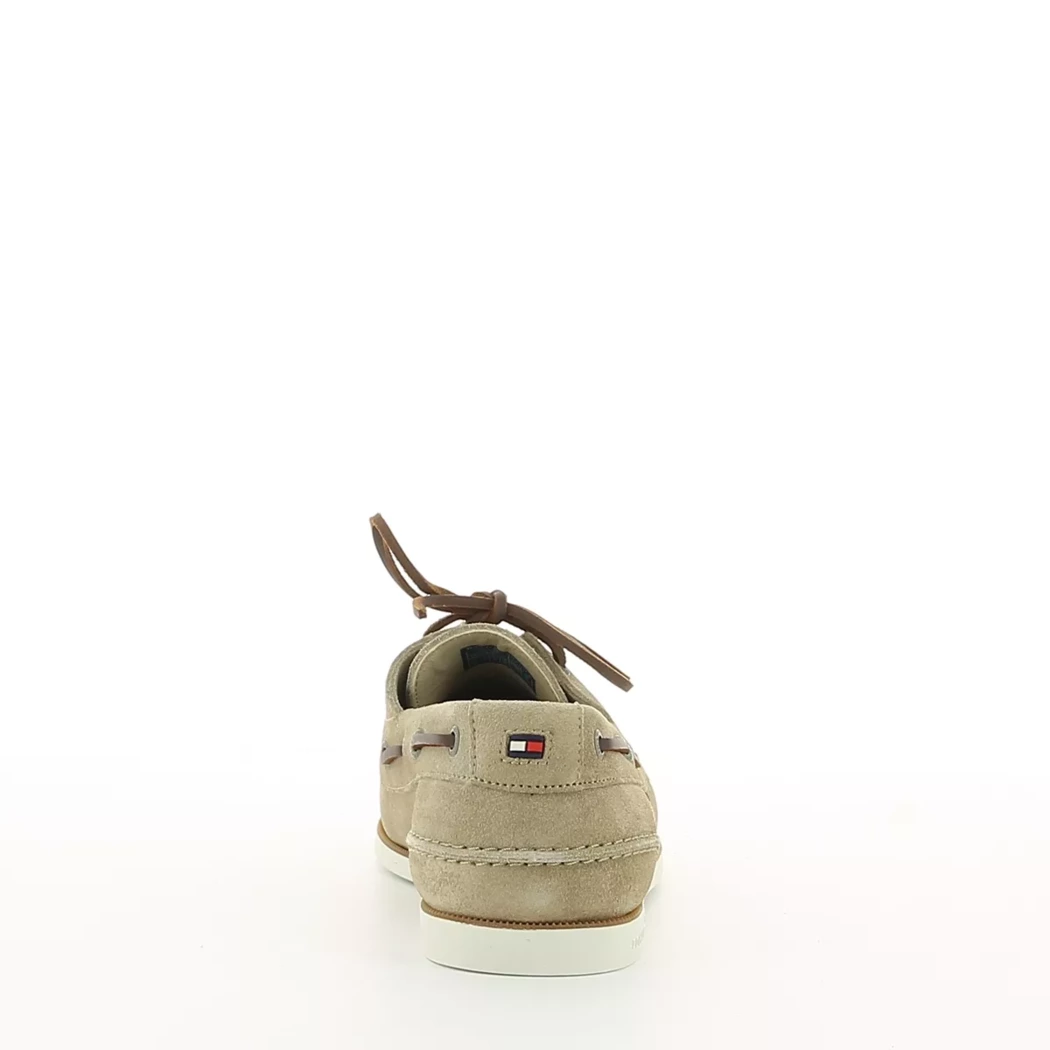 Image (3) de la chaussures Tommy Hilfiger - Chaussures bateau Taupe en Cuir nubuck